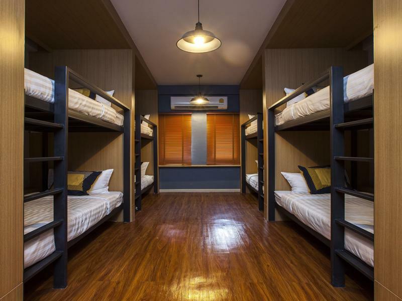 Gn Luxury Hostel Bangkok Buitenkant foto